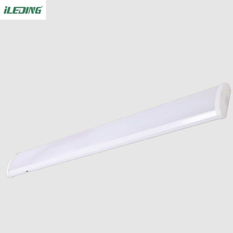 Luz de envoltura LED lineal de 35W 4FT con pendiente apagable para techos interiores
