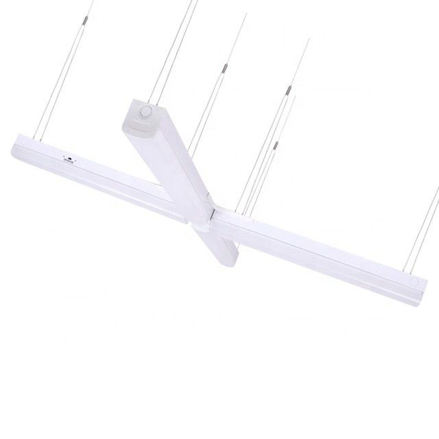 Instalación de luces de oficina para interiores 120-277V 90W 2FT 4FT 8FT LED lineal con 3CCT ajustable