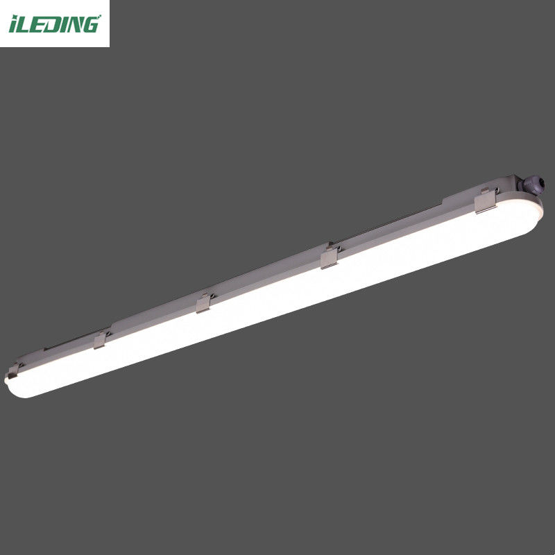 Almacenamiento en frío Industrial IP66 IK10 5FT 55W Tri-Proof Low Bay LED