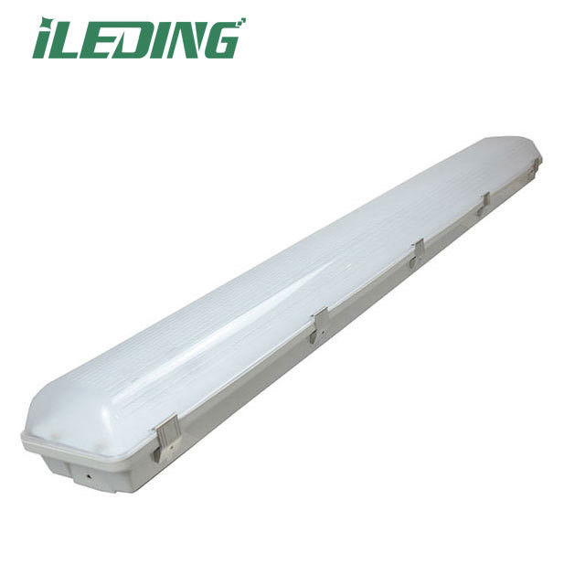 4000K 4500K 5000K Temperatura de color 4FT 8FT LED Vapor Fuerte para la iluminación del almacén