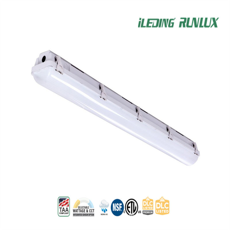 Lente de policarbonato LED Tri Proof Light 50000 horas de vida útil para entornos hostiles